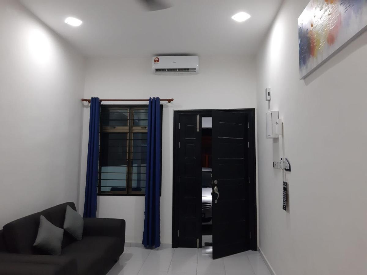 Holiday home Rumah Armand 4br Fully Aircond *